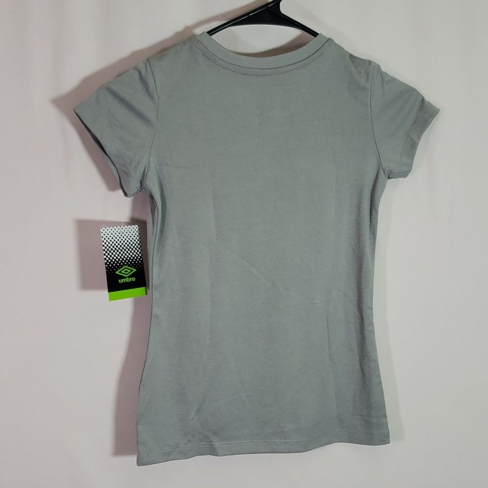 Umbro Girls Size Medium Gray top (AJ) - Picture 7 of 7
